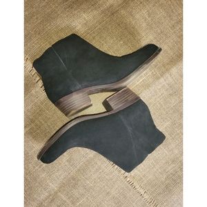 NWOT Lucky Brand Boots